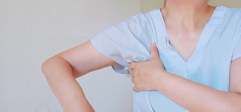 腋下長痘痘吃什麼